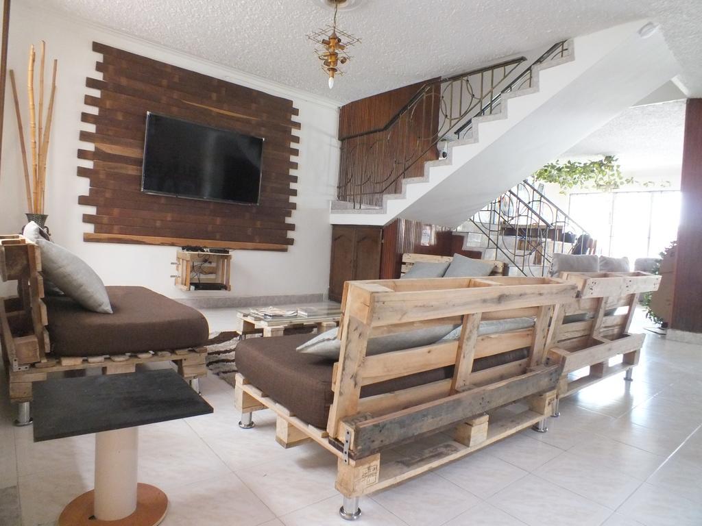 Hostal Casa Paraiso 麦德林 外观 照片